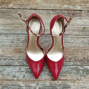 Red Pumps